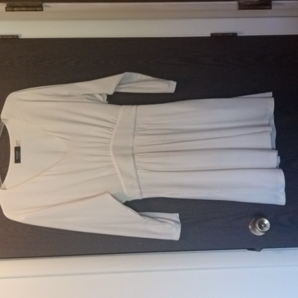 GUESS BY LIV TYLER V NECK POLYESTER SPANDEX DRESS WHITE SIZE 6